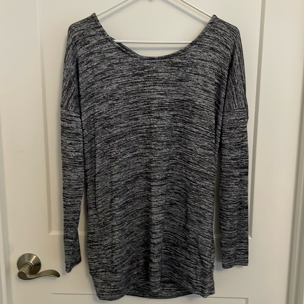 Athleta top